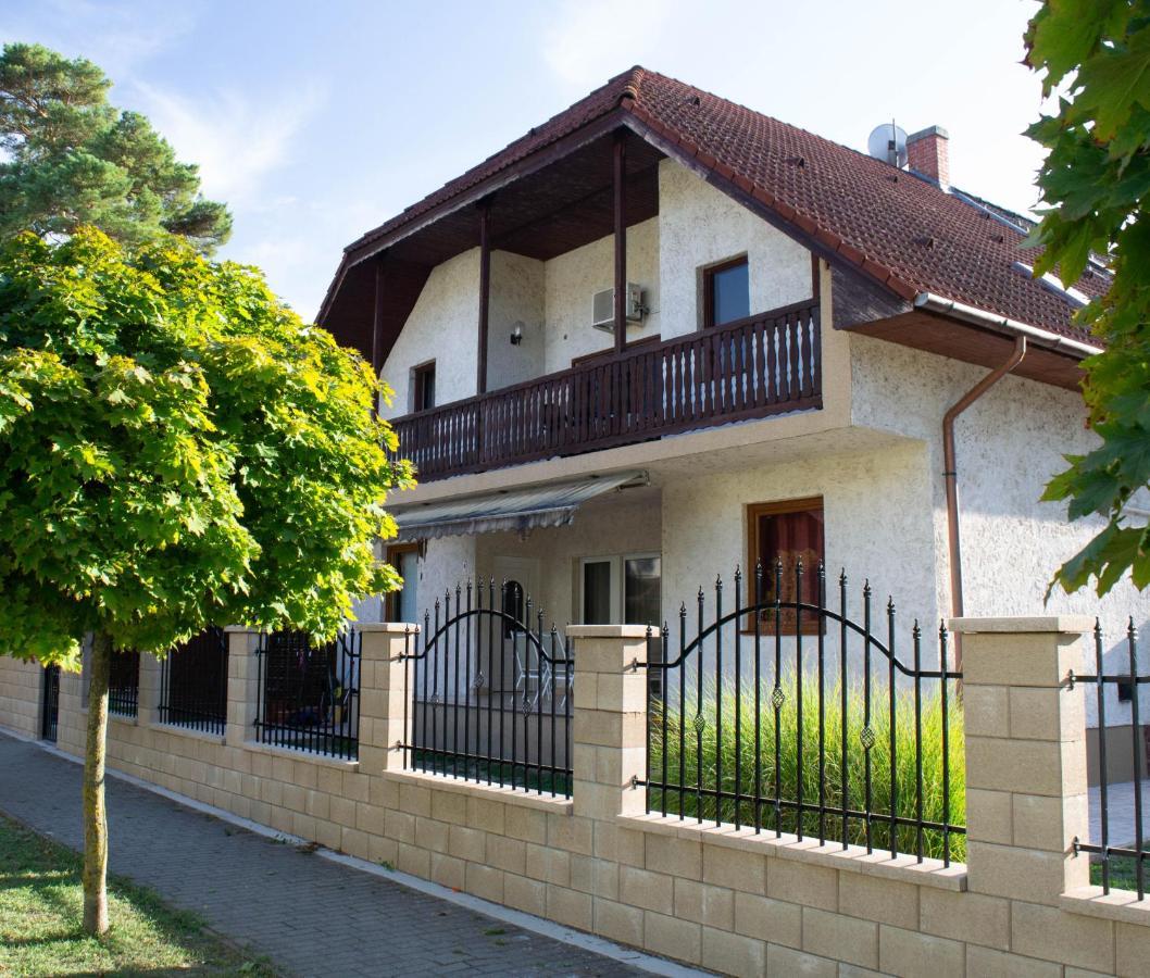 Zsolnay Apartman Siófok Kültér fotó